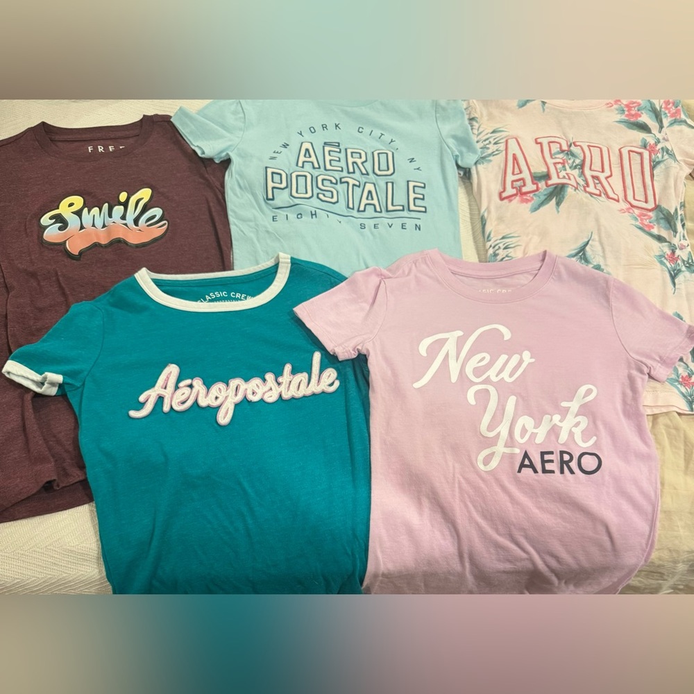Women Aeropostale tshirts size xs new without tags